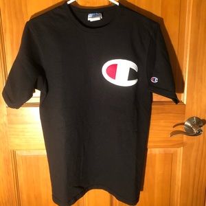 Black/red/white Champion t shirt